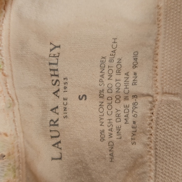 💕LAURA ASHLEY💕 Lace Back Bralettes (2 Pack) ~ Pink & White Small NWT - Picture 9 of 13